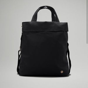 Lululemon On My Level 30L Bag